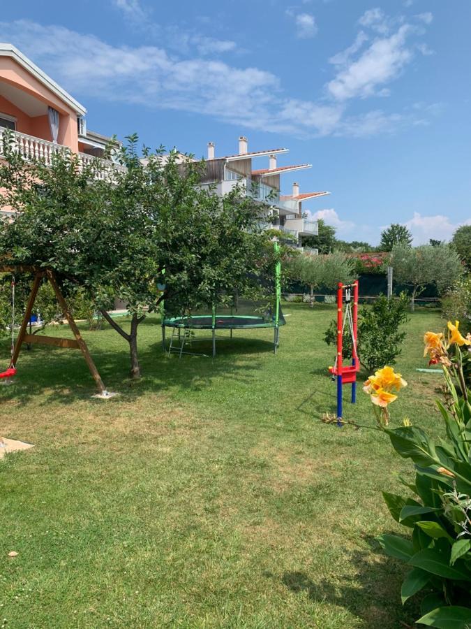 Apartments Rosa Umag Eksteriør billede