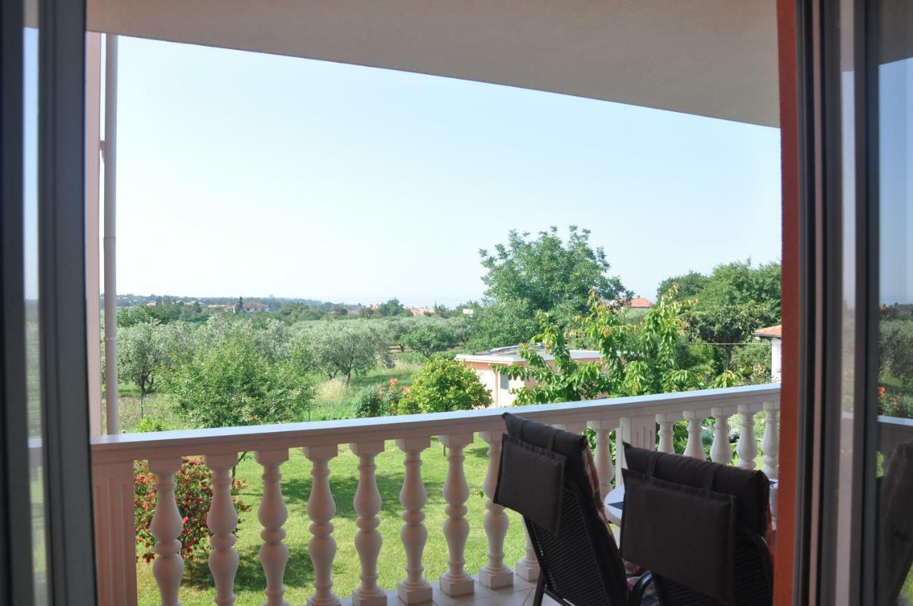 Apartments Rosa Umag Eksteriør billede
